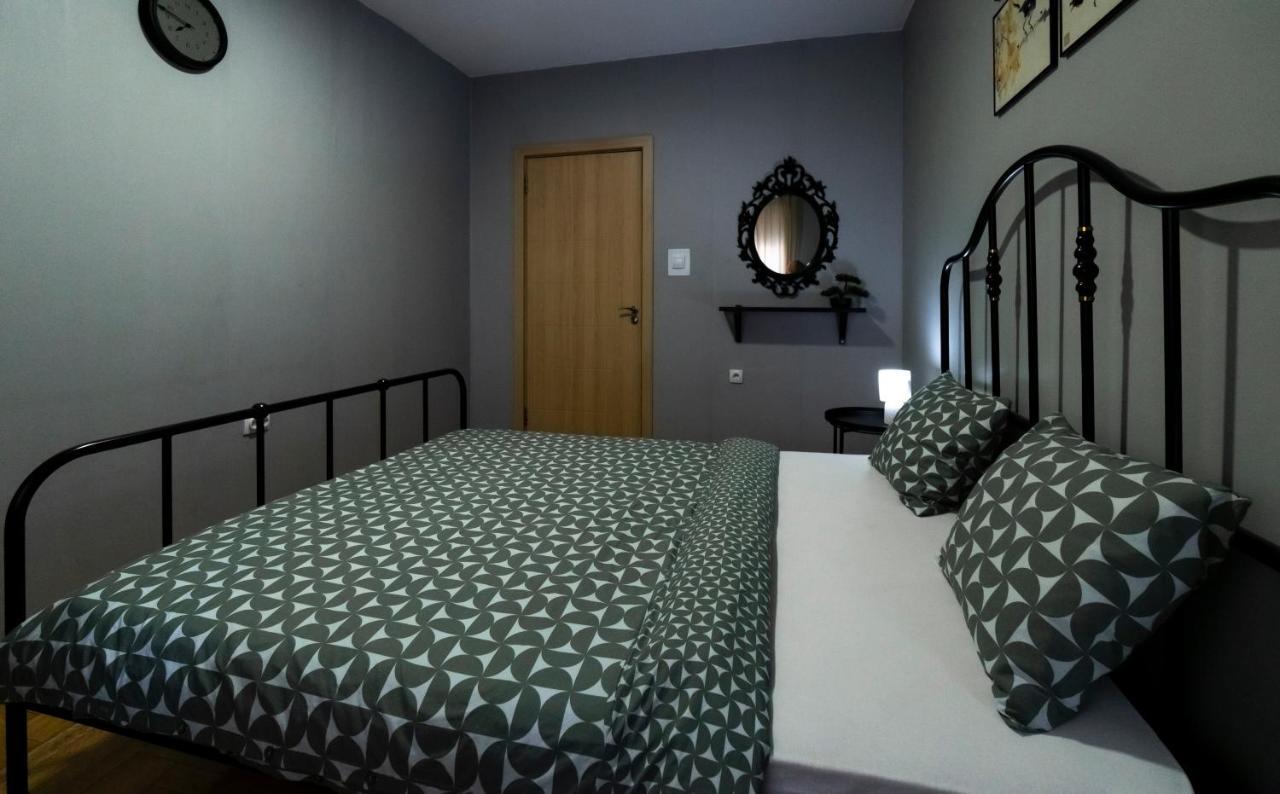 Central Fenix Apartment - Free Private Parking-Fast Wi-Fi Novi Sad Exterior foto