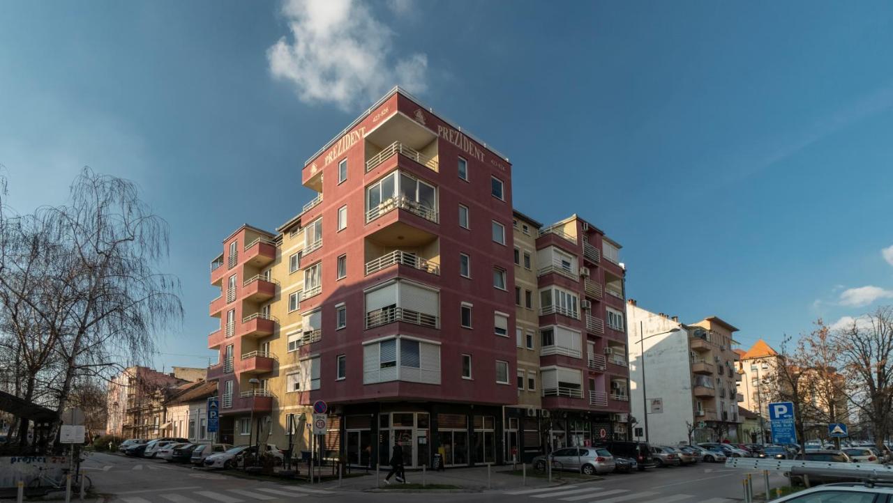 Central Fenix Apartment - Free Private Parking-Fast Wi-Fi Novi Sad Exterior foto